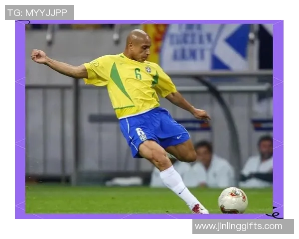 足球明星背后的真实生活瞬间揭秘与感悟